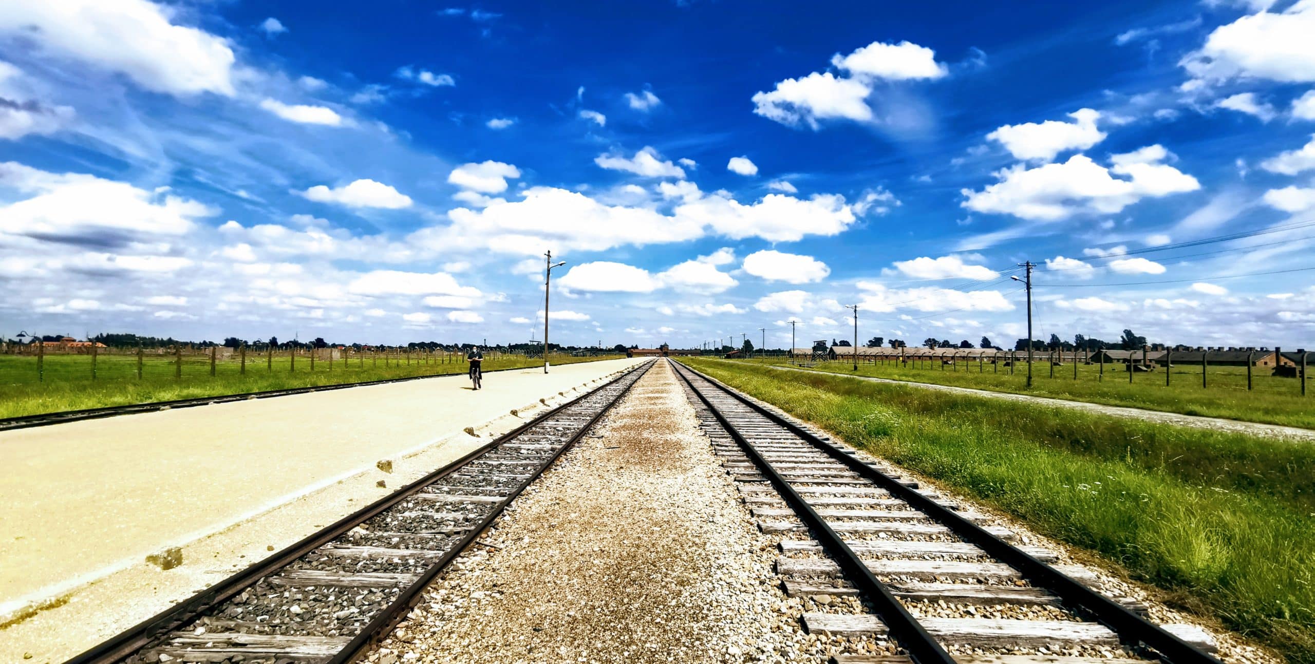 Die Zuggleise in Auschwitz, auf denen die Todeszüge hielten